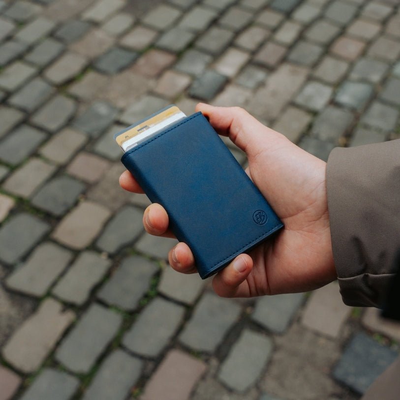 Smart Wallet 3.0 — Slim Wallet mit RFID-Schutz